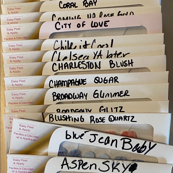 LOTS of ColorStreet sets! Many retired sets. - Picture 4 of 4